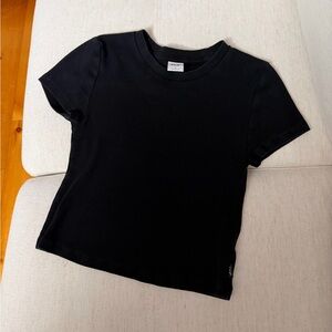 Aritzia Cropped T Shirt